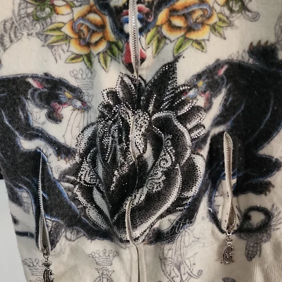 Christian Audigier Vintage Wool Blend Graphic Zip-Up Sweater - Cream and Black - Picture 3 of 9